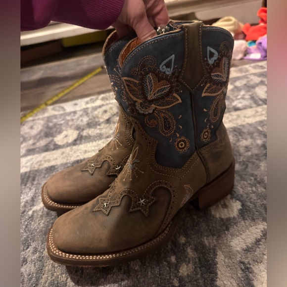 NWOT Dan Post Brown and Blue Embroidered Western Boots - Picture 4 of 8